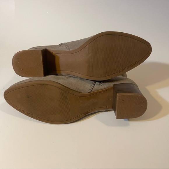 Old Navy Gray Faux Leather 2" Heel Booties - Picture 6 of 10